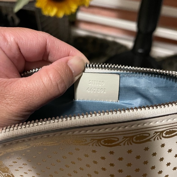 Gucci sega limited edition crossbody bag. - Picture 12 of 16